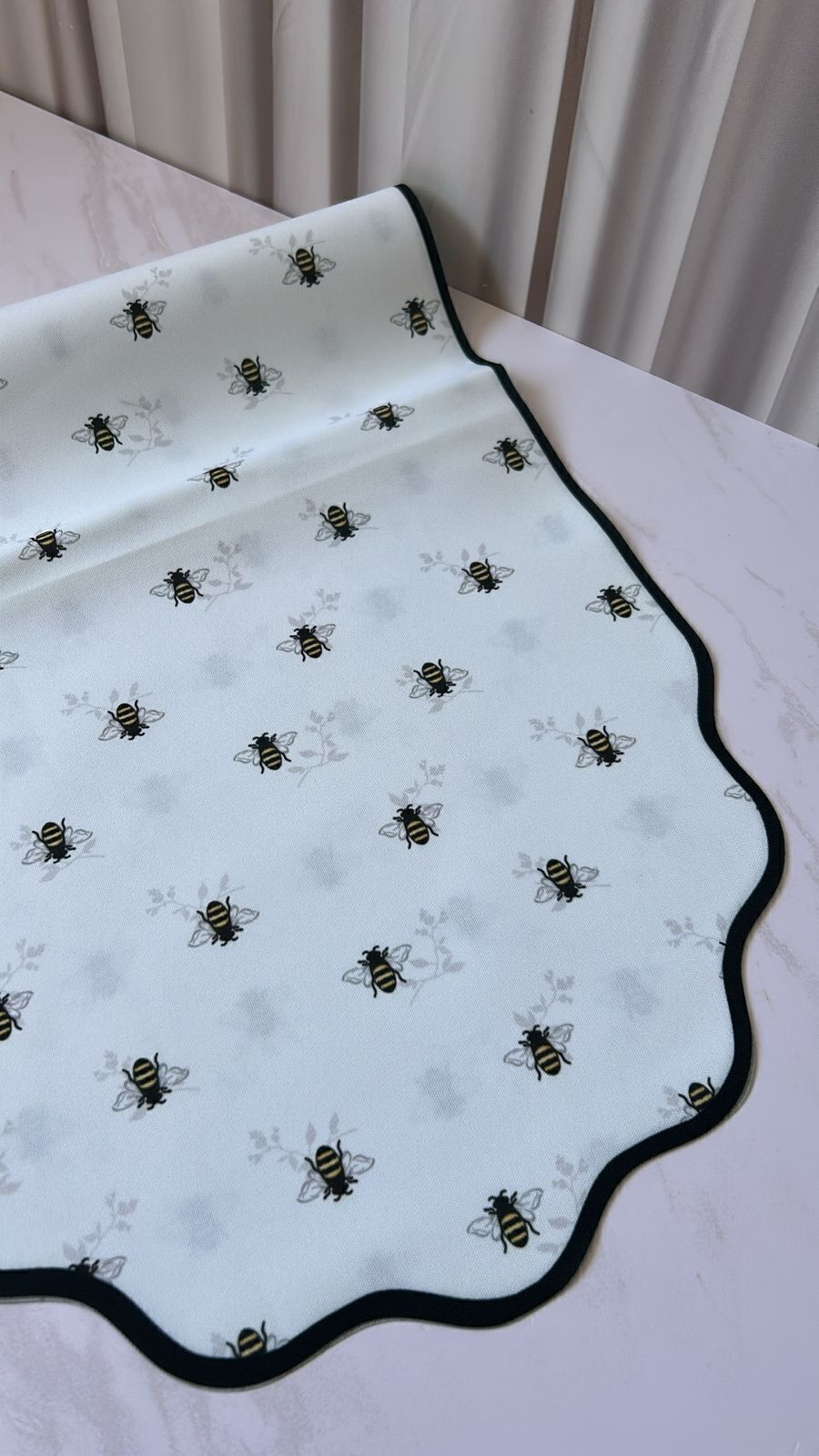 Trilho De Mesa Abelha