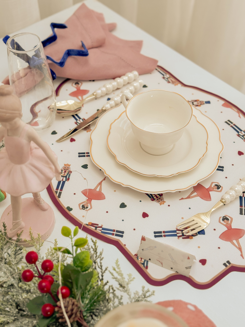 Kit de Mesa Posta Quebra nozes e bailarina