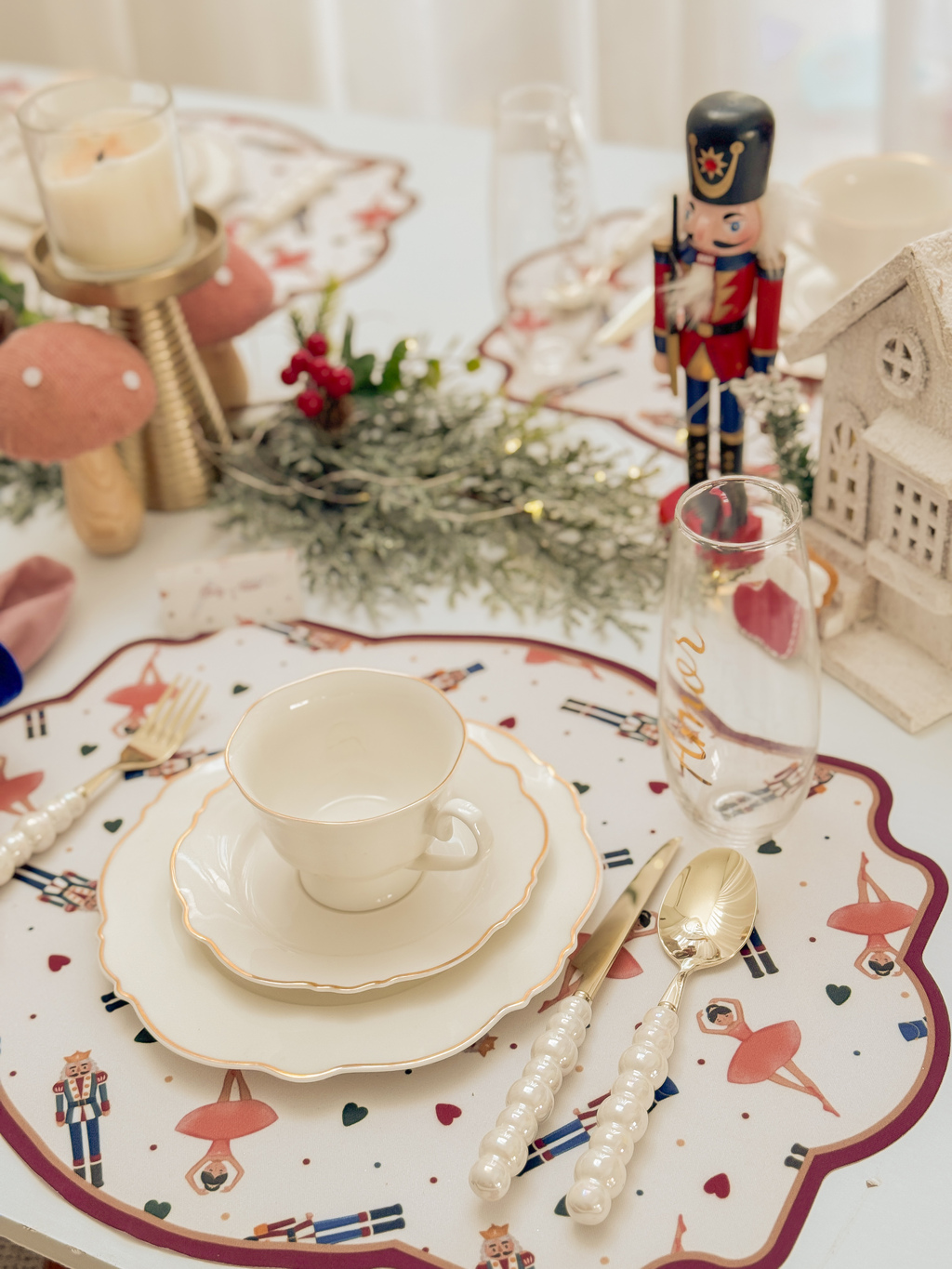 Kit de Mesa Posta Quebra nozes e bailarina